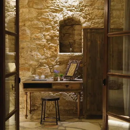 וילה Serenity Boutique House *