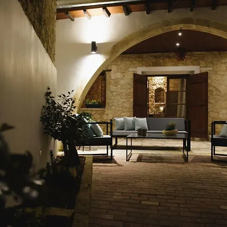 Serenity Boutique House