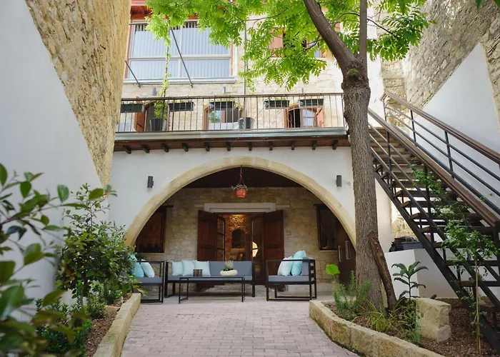 Serenity Boutique House