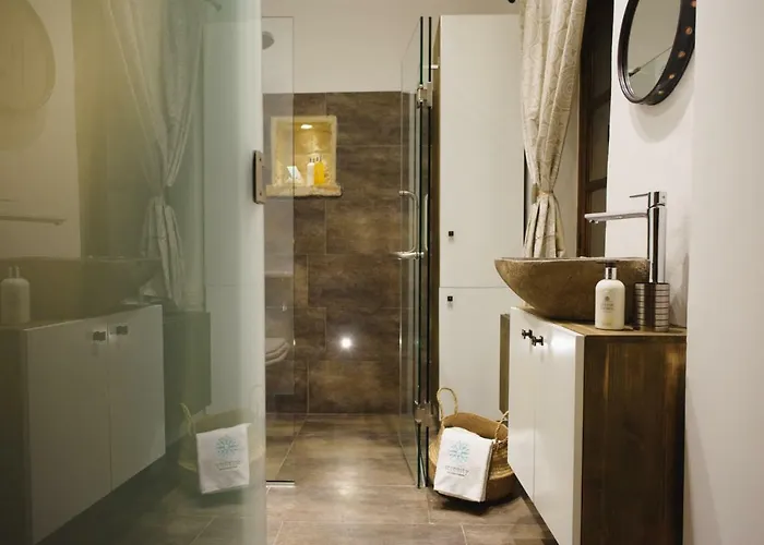 Serenity Boutique House